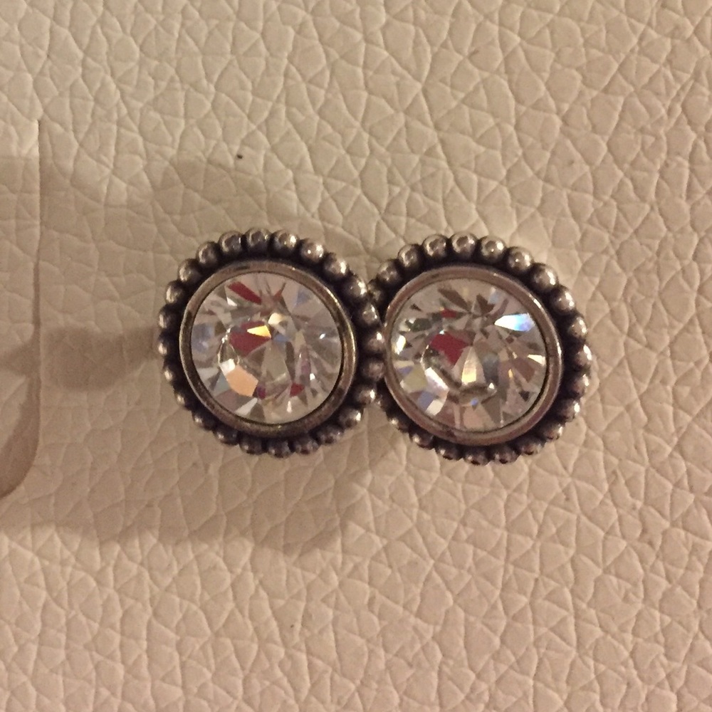 2 sets of Brighton Twinkle studs.